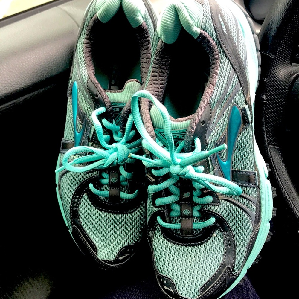 Very nice ASR  DNA running shoes men/women